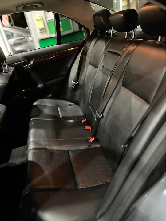 2008 Mercedes-Benz W204 C-Class - Image 16 of 18