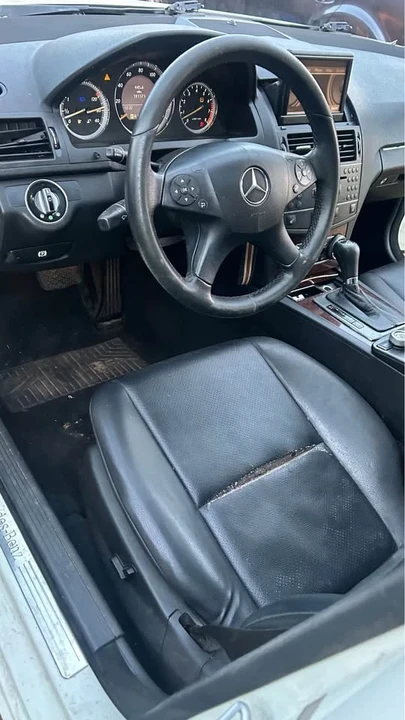 2008 Mercedes-Benz W204 C-Class - Image 6 of 6