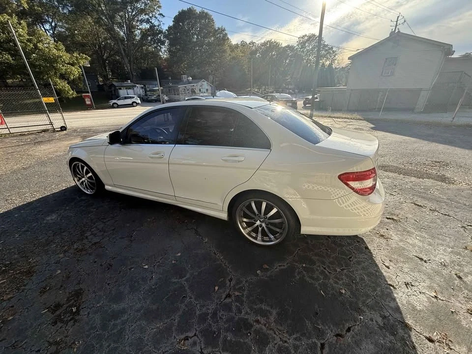 2008 Mercedes-Benz W204 C-Class - Image 2 of 12
