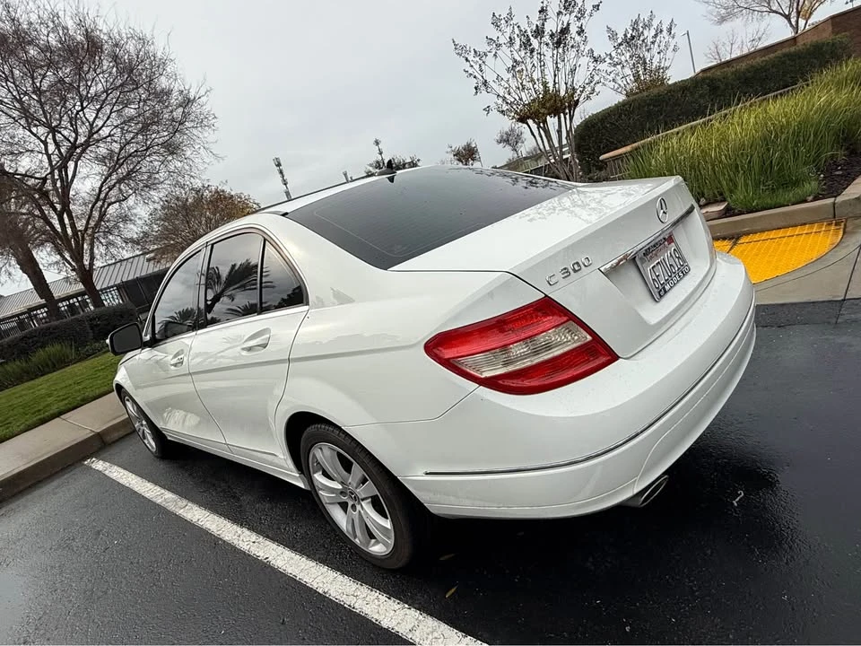 2008 Mercedes-Benz W204 C-Class - Image 3 of 14