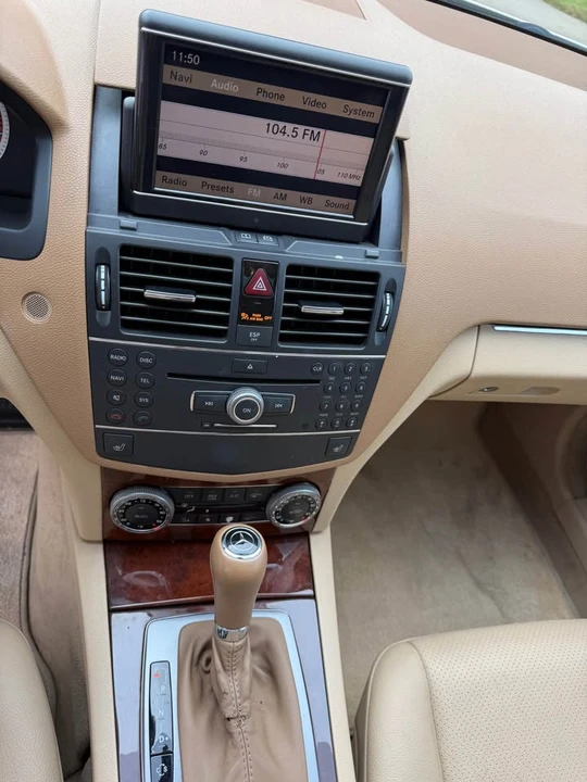 2008 Mercedes-Benz W204 C-Class - Image 7 of 14