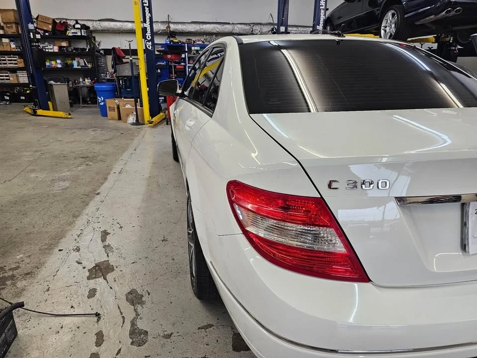 2008 Mercedes-Benz W204 C-Class - Image 4 of 9