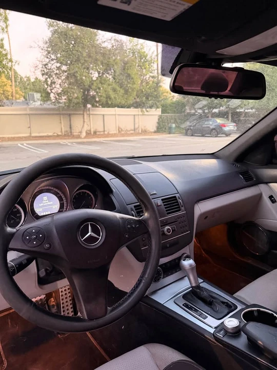 2008 Mercedes-Benz W204 C-Class - Image 2 of 5