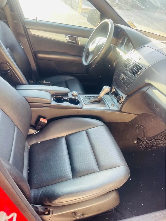 2008 Mercedes-Benz W204 C-Class - Image 10 of 11