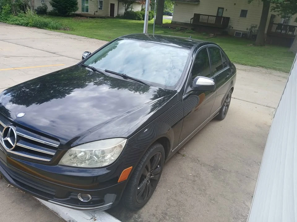 2008 Mercedes-Benz W204 C-Class - Image 2 of 8