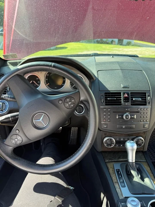 2008 Mercedes-Benz W204 C-Class - Image 11 of 12
