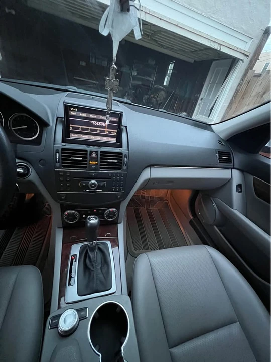 2008 Mercedes-Benz W204 C-Class - Image 10 of 20
