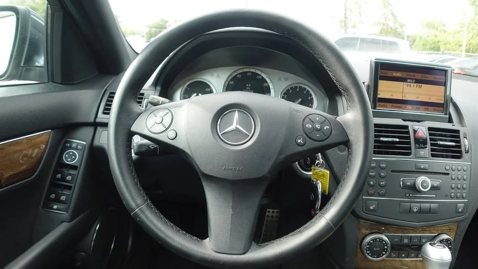 2008 Mercedes-Benz W204 C-Class - Image 2 of 10