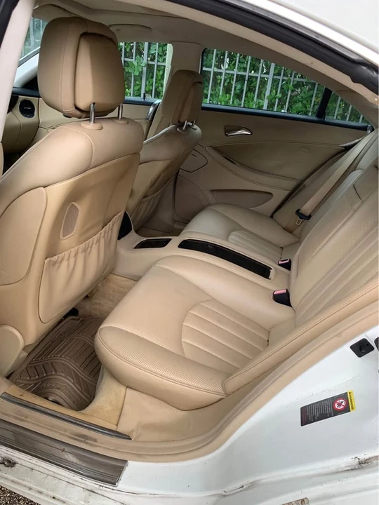 2008 Mercedes-Benz C219 CLS-Class - Image 8 of 16