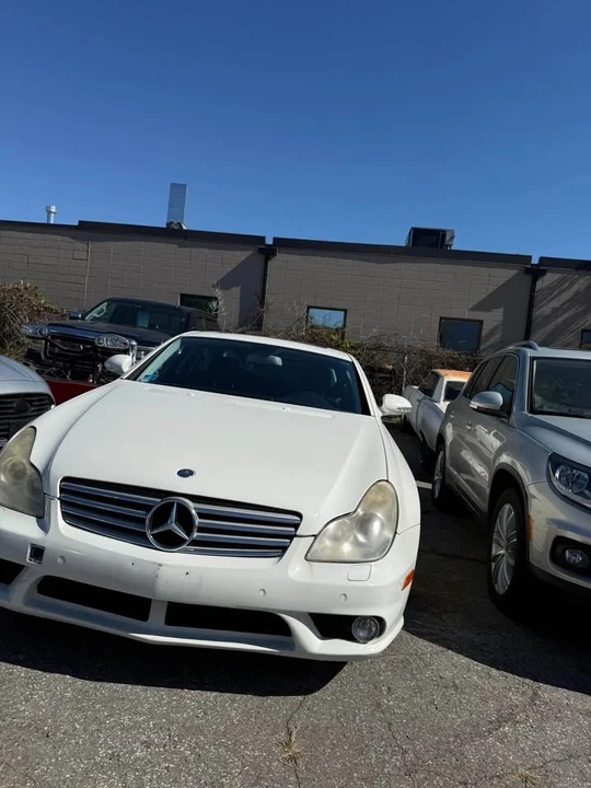 2008 Mercedes-Benz C219 CLS-Class - Image 6 of 13