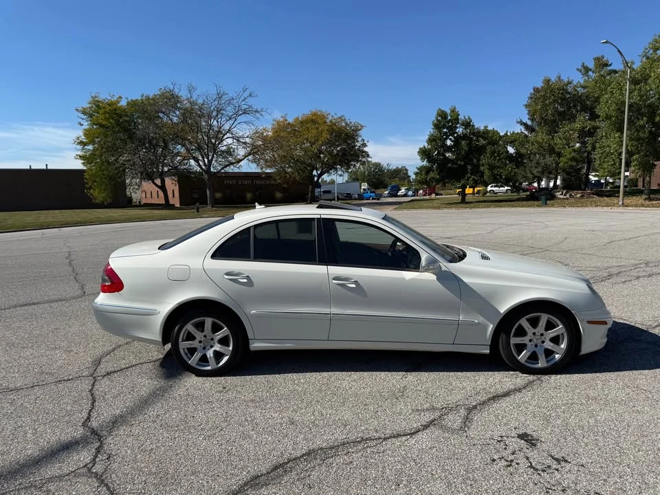 2008 Mercedes-Benz W211 E-Class - Image 5 of 9