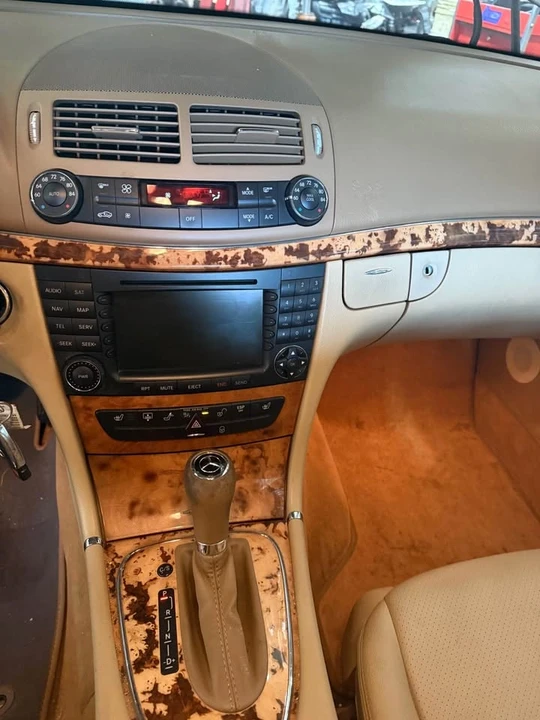 2008 Mercedes-Benz W211 E-Class - Image 9 of 15
