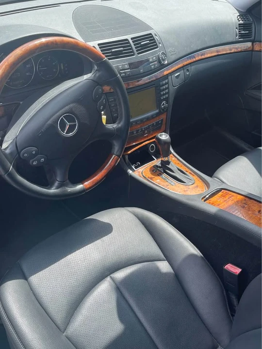 2008 Mercedes-Benz W211 E-Class - Image 14 of 20