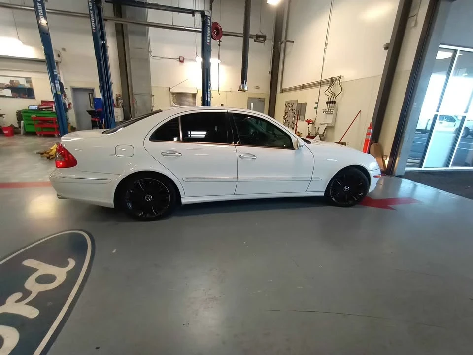 2008 Mercedes-Benz W211 E-Class - Image 7 of 10