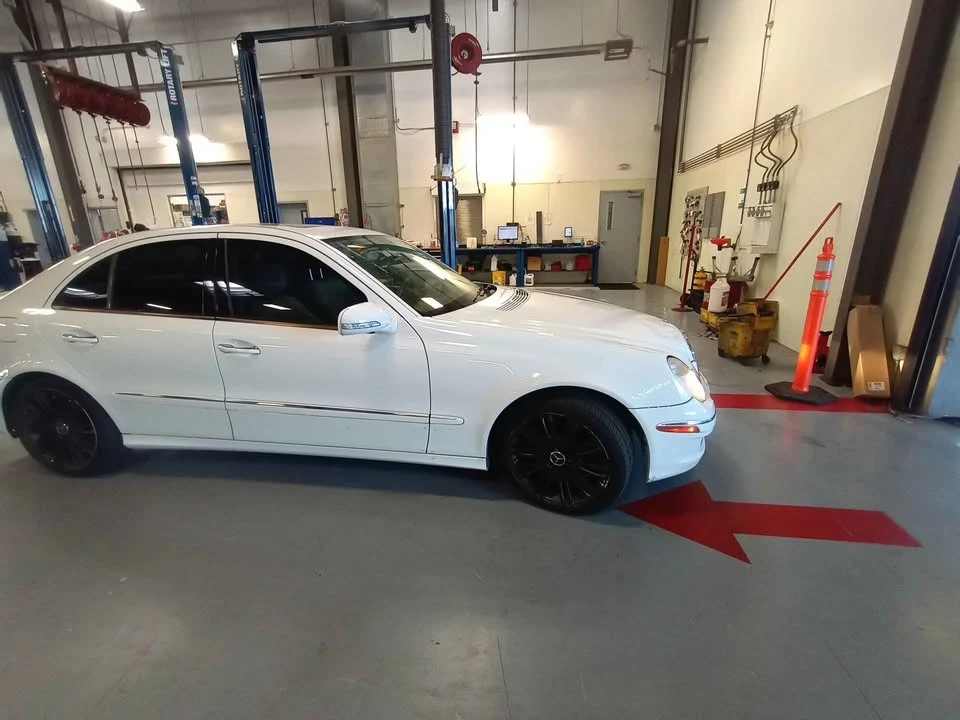 2008 Mercedes-Benz W211 E-Class - Image 5 of 10