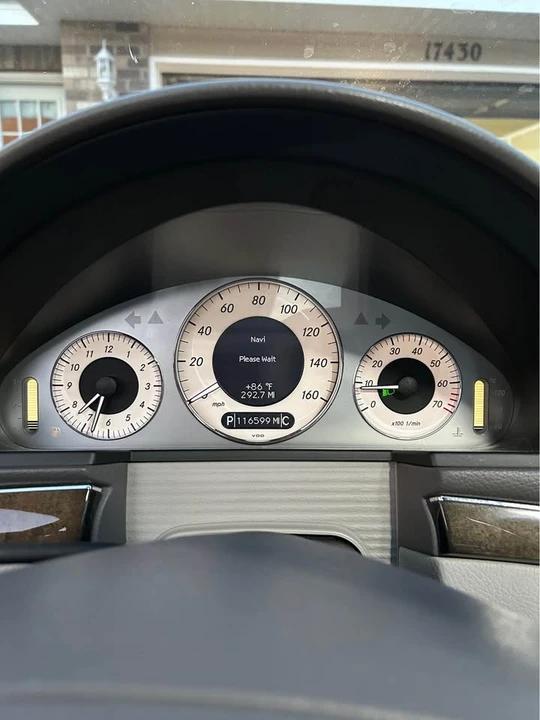 2008 Mercedes-Benz W211 E-Class - Image 12 of 14