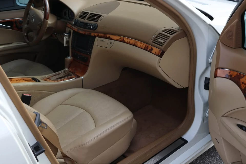 2008 Mercedes-Benz W211 E-Class - Image 15 of 17