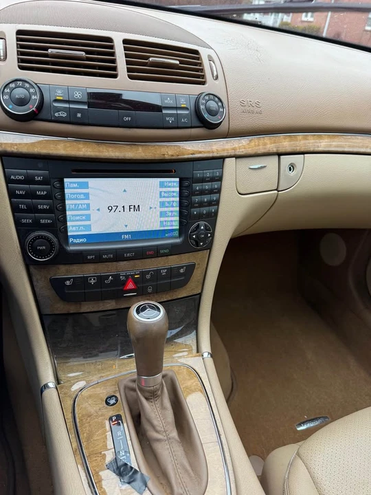 2008 Mercedes-Benz W211 E-Class - Image 14 of 16