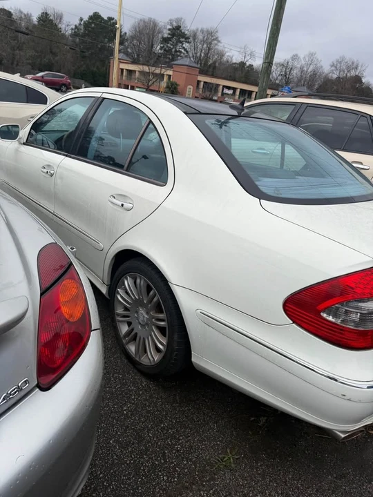 2008 Mercedes-Benz W211 E-Class - Image 6 of 8