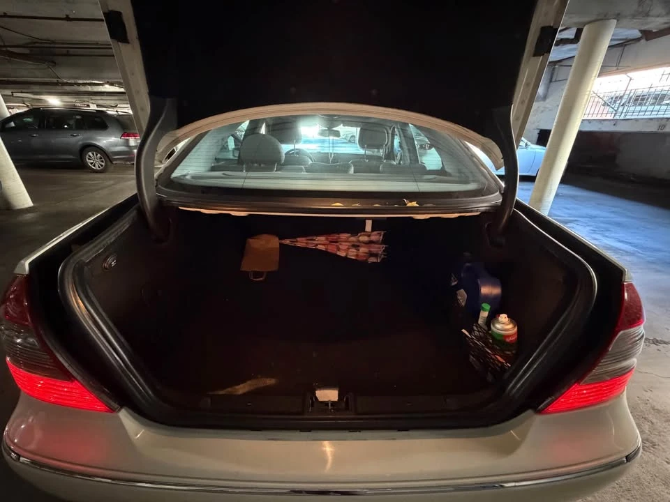 2008 Mercedes-Benz W211 E-Class - Image 12 of 20