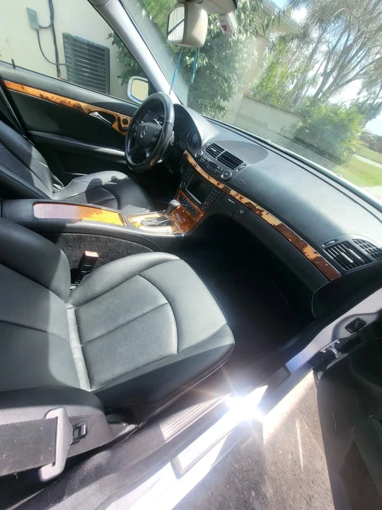 2008 Mercedes-Benz W211 E-Class - Image 8 of 17