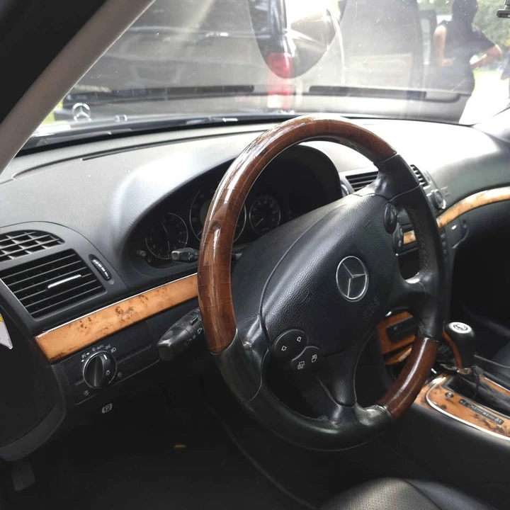 2008 Mercedes-Benz W211 E-Class - Image 10 of 19