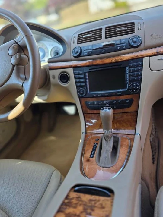 2008 Mercedes-Benz W211 E-Class - Image 8 of 12