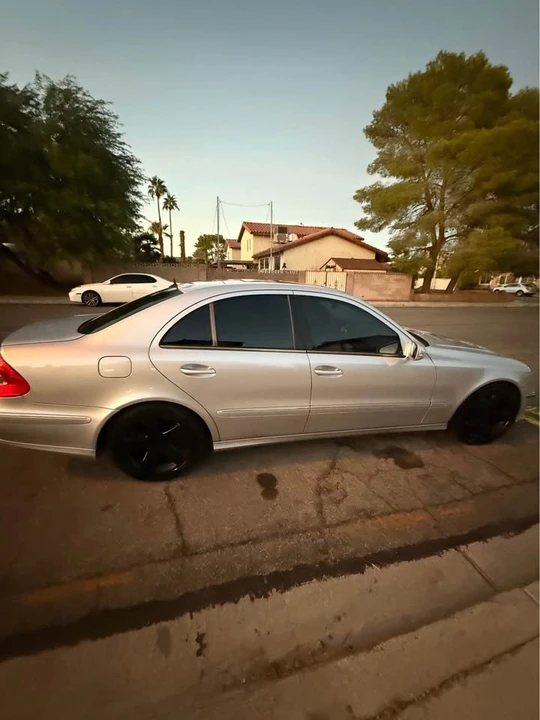 2008 Mercedes-Benz W211 E-Class - Image 2 of 15
