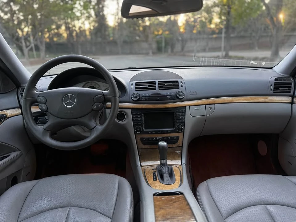 2008 Mercedes-Benz W211 E-Class - Image 10 of 12