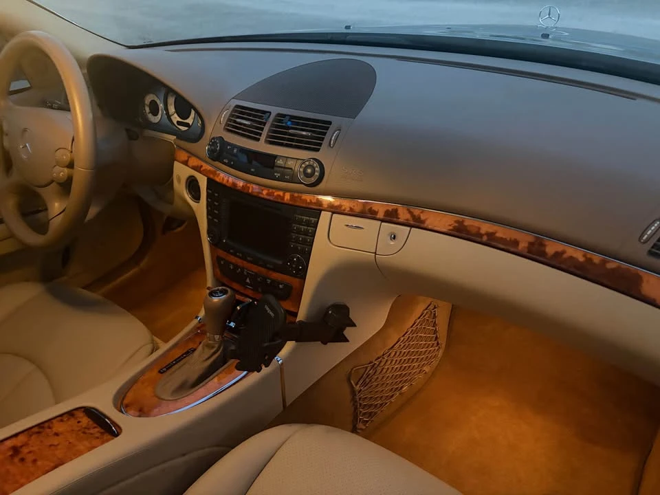 2008 Mercedes-Benz W211 E-Class - Image 17 of 20
