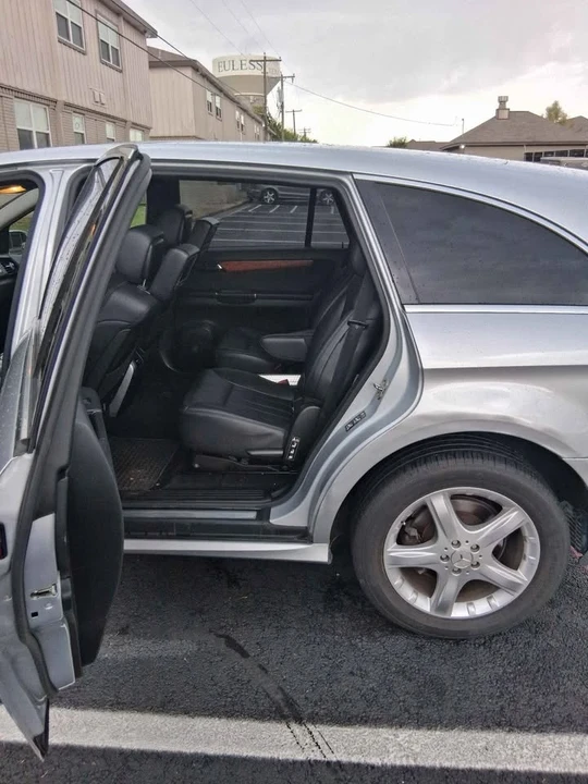 2008 Mercedes-Benz W251 R-Class - Image 8 of 20