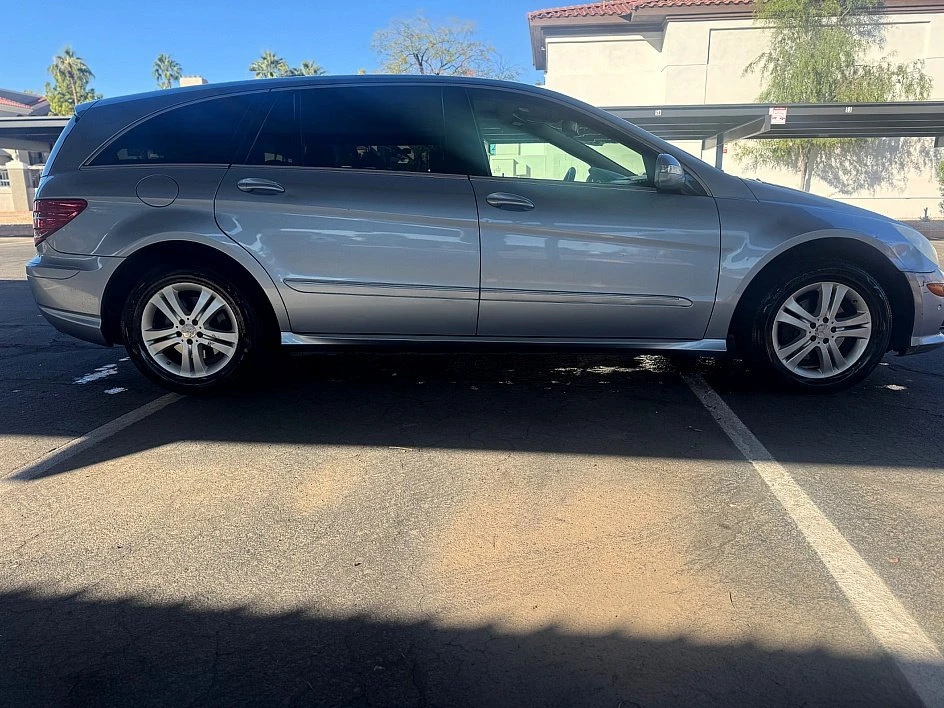 2008 Mercedes-Benz W251 R-Class - Image 10 of 16