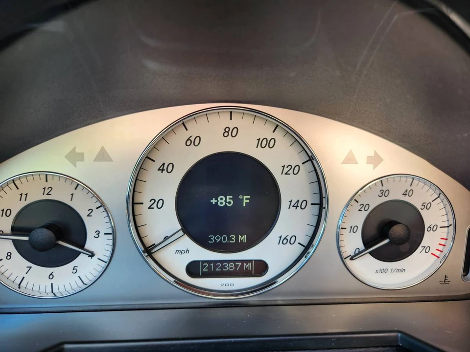 2008 Mercedes-Benz W211 E-Class - Image 12 of 14
