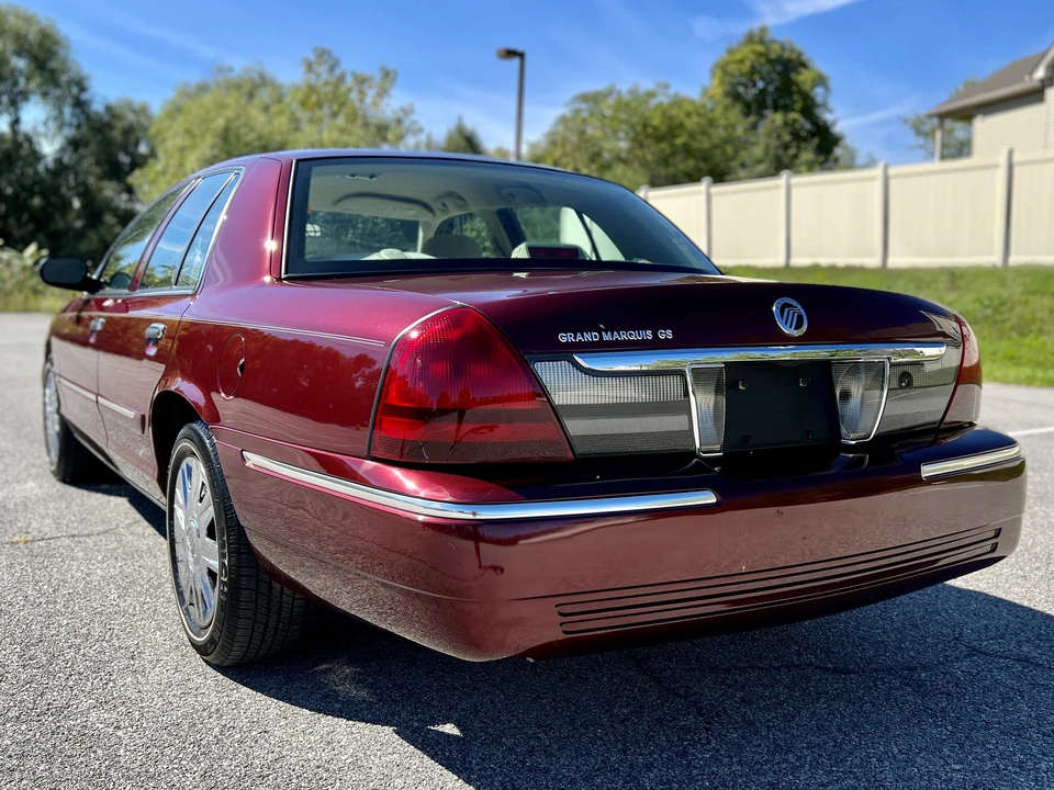 2008 Mercury Grand Marquis - Image 26 of 31