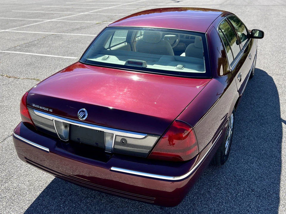 2008 Mercury Grand Marquis - Image 29 of 31