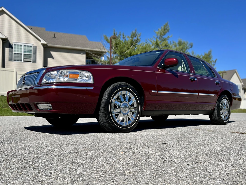 2008 Mercury Grand Marquis - Image 11 of 31