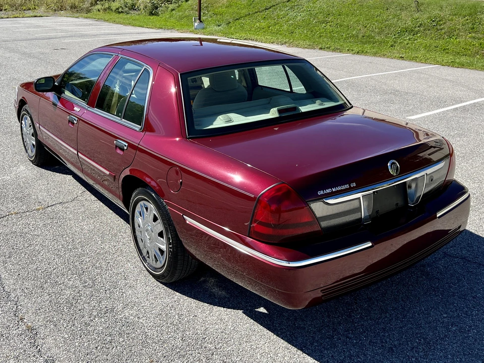 2008 Mercury Grand Marquis - Image 25 of 31