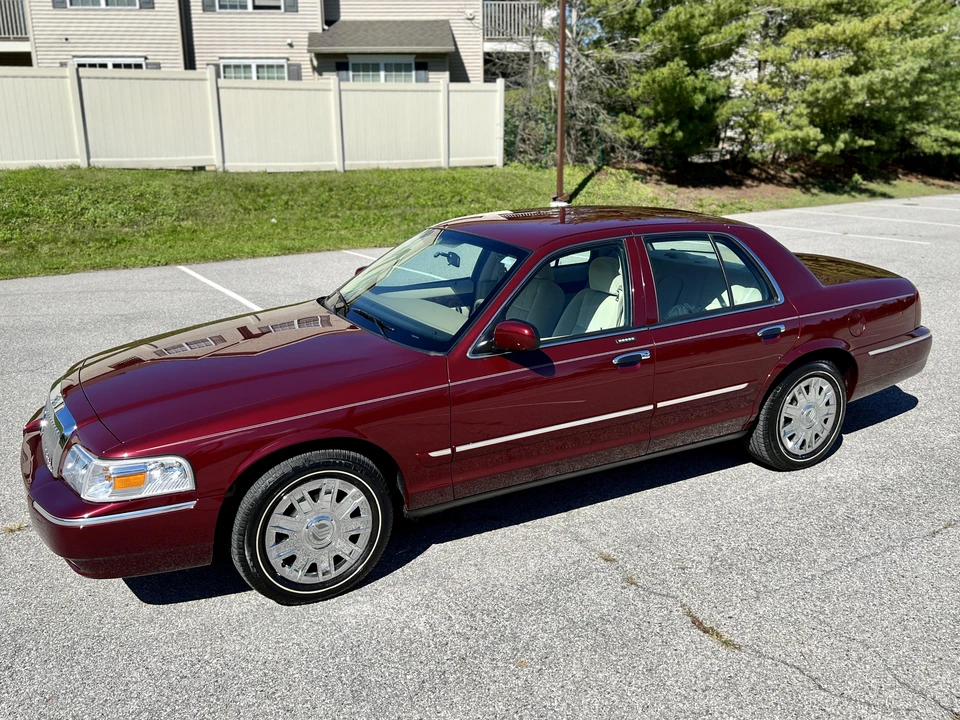 2008 Mercury Grand Marquis - Image 12 of 31