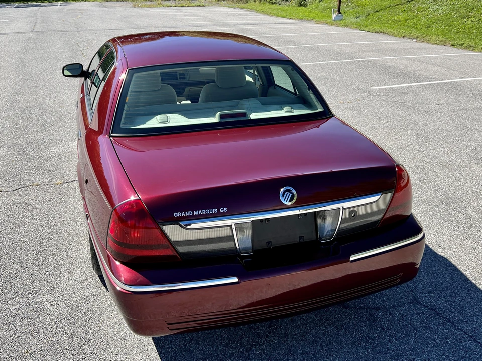 2008 Mercury Grand Marquis - Image 27 of 31
