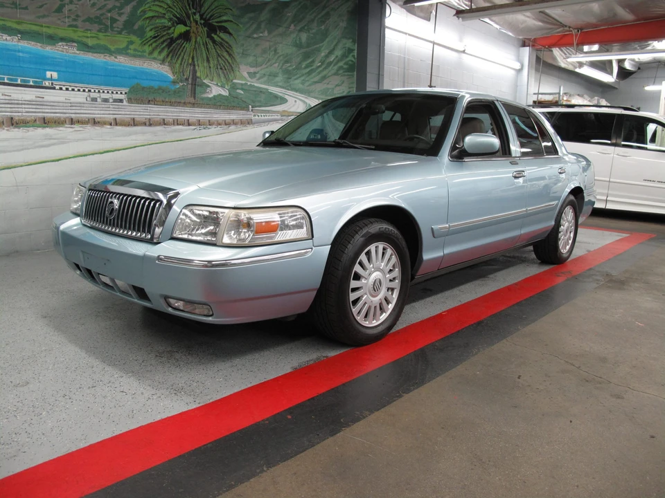 2008 Mercury Grand Marquis - Image 3 of 31