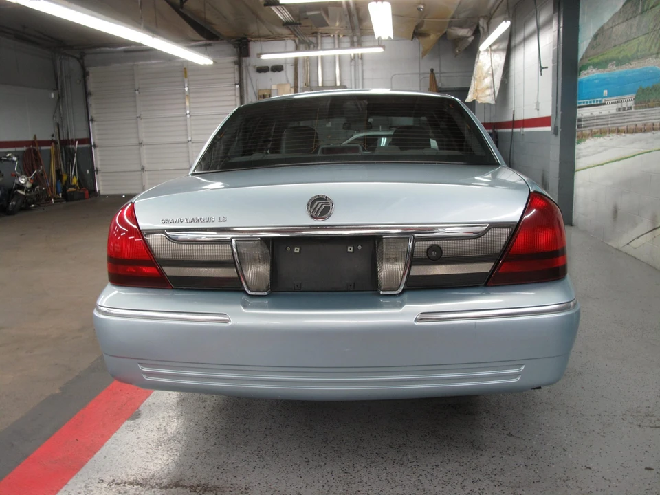 2008 Mercury Grand Marquis - Image 11 of 31