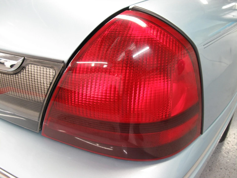 2008 Mercury Grand Marquis - Image 24 of 31