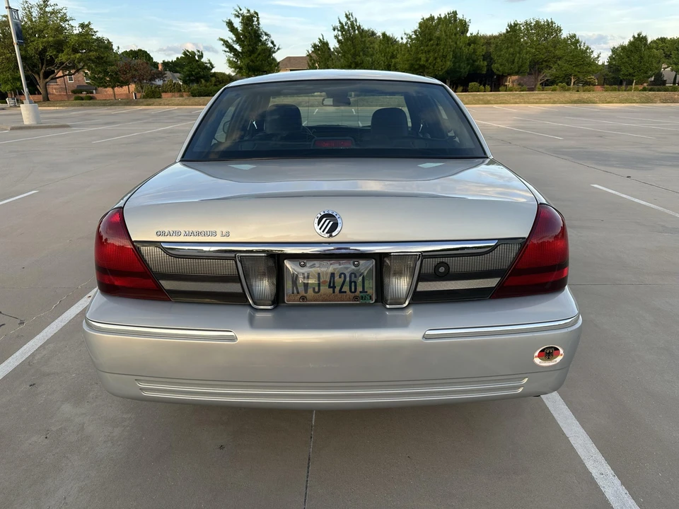 2008 Mercury Grand Marquis - Image 29 of 31