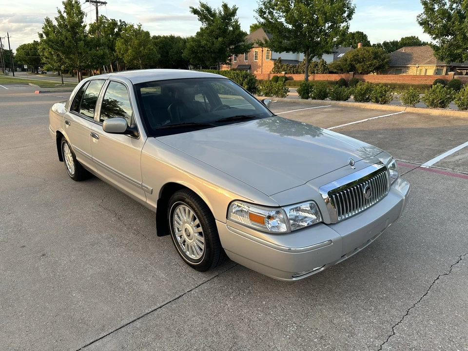 2008 Mercury Grand Marquis - Image 6 of 31