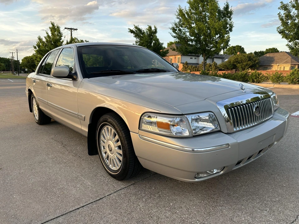 2008 Mercury Grand Marquis - Image 7 of 31