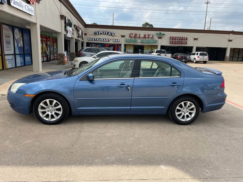 2008 Mercury - Image 2 of 13