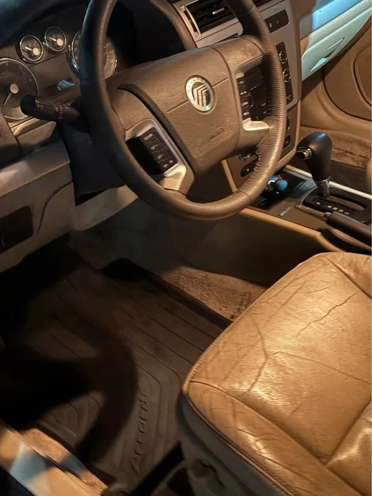 2008 Mercury - Image 6 of 11