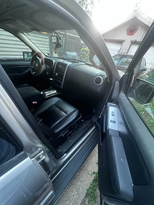 2008 Mercury - Image 6 of 7