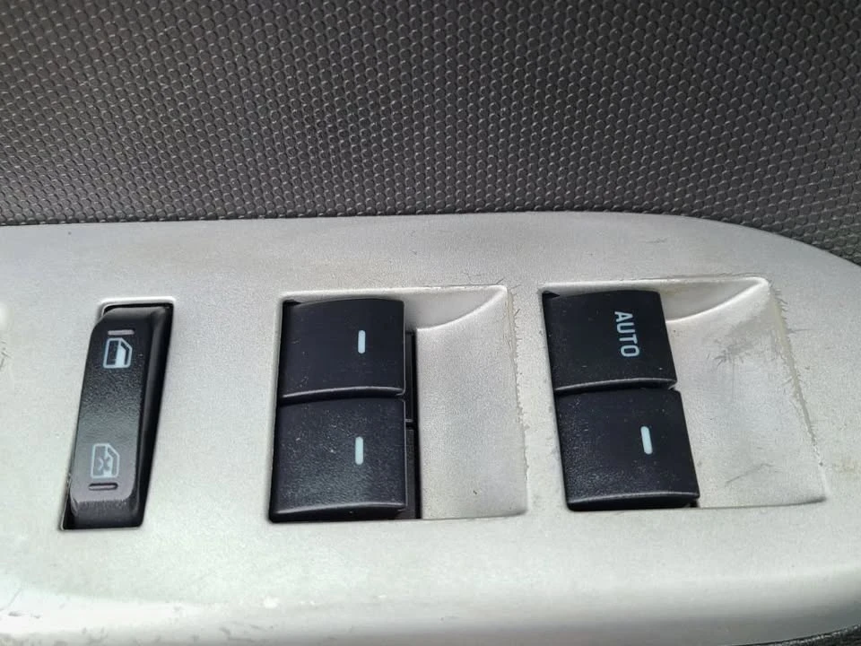 2008 Mercury Mariner - Image 11 of 20