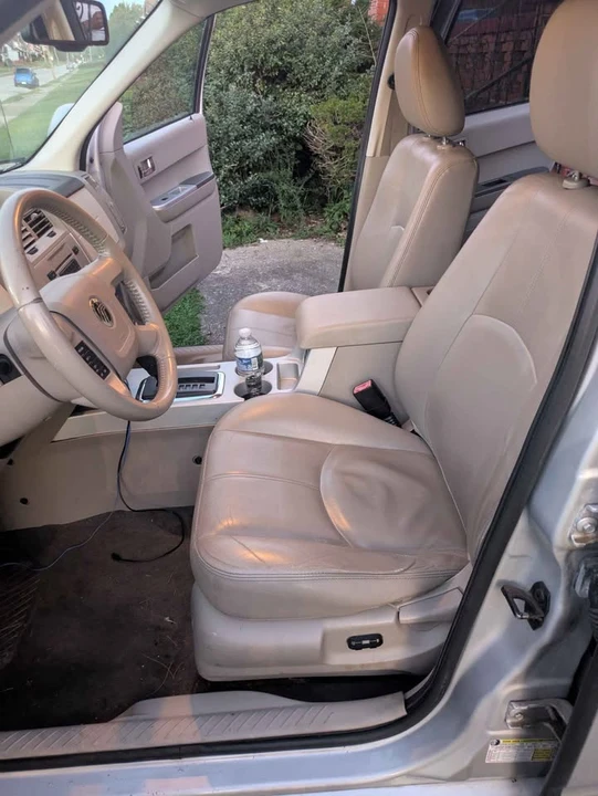 2008 Mercury Mariner - Image 2 of 20